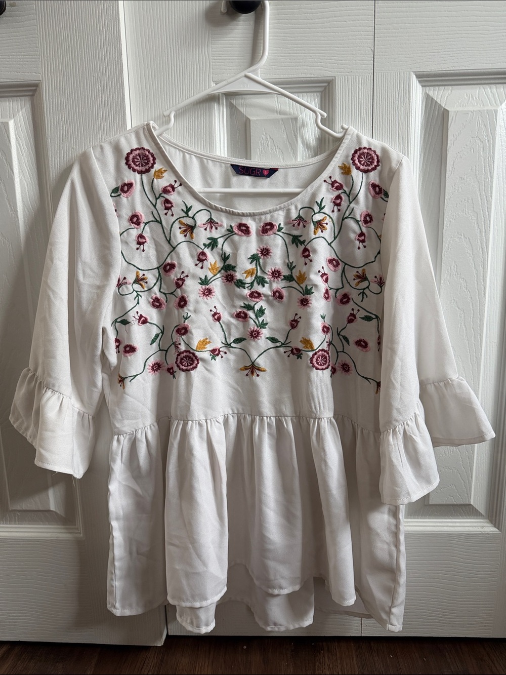 White Embroidered Floral Peplum Blouse
